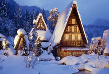 西班牙豪门对阵小球队：绿茵场上的巨人传说与草根奇迹