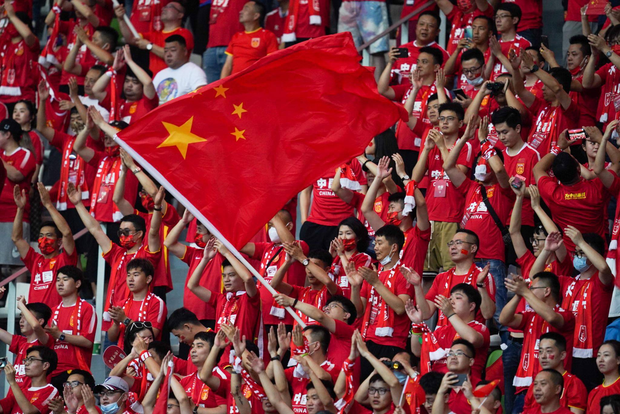 爱游戏app安装-国际足球盛事备受瞩目，中国代表队备战令人震撼的简单介绍